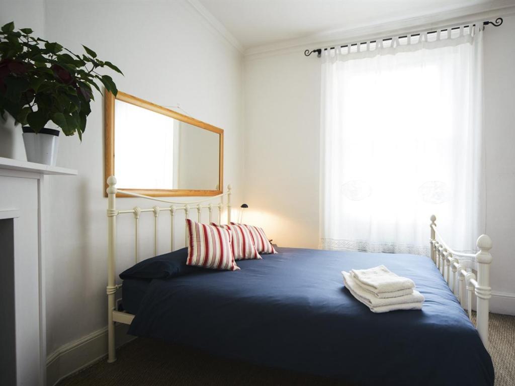 Percy Place Bath Room photo